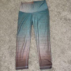 💜💚🤎Ombré Niyama Sol Capri